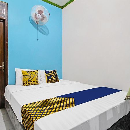 Spot On 91911 Rejeki Homestay Syariah Malioboro Yogyakarta Extérieur photo